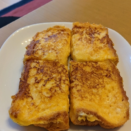 牛乳たっぷり甘めのレシピでとても美味しかったです(*^^*) 上から何もかけなくても満足感ありますね。また作りたいです。
