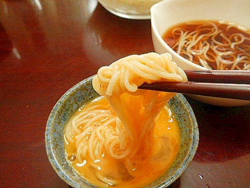 卵絡む濃厚そうめん