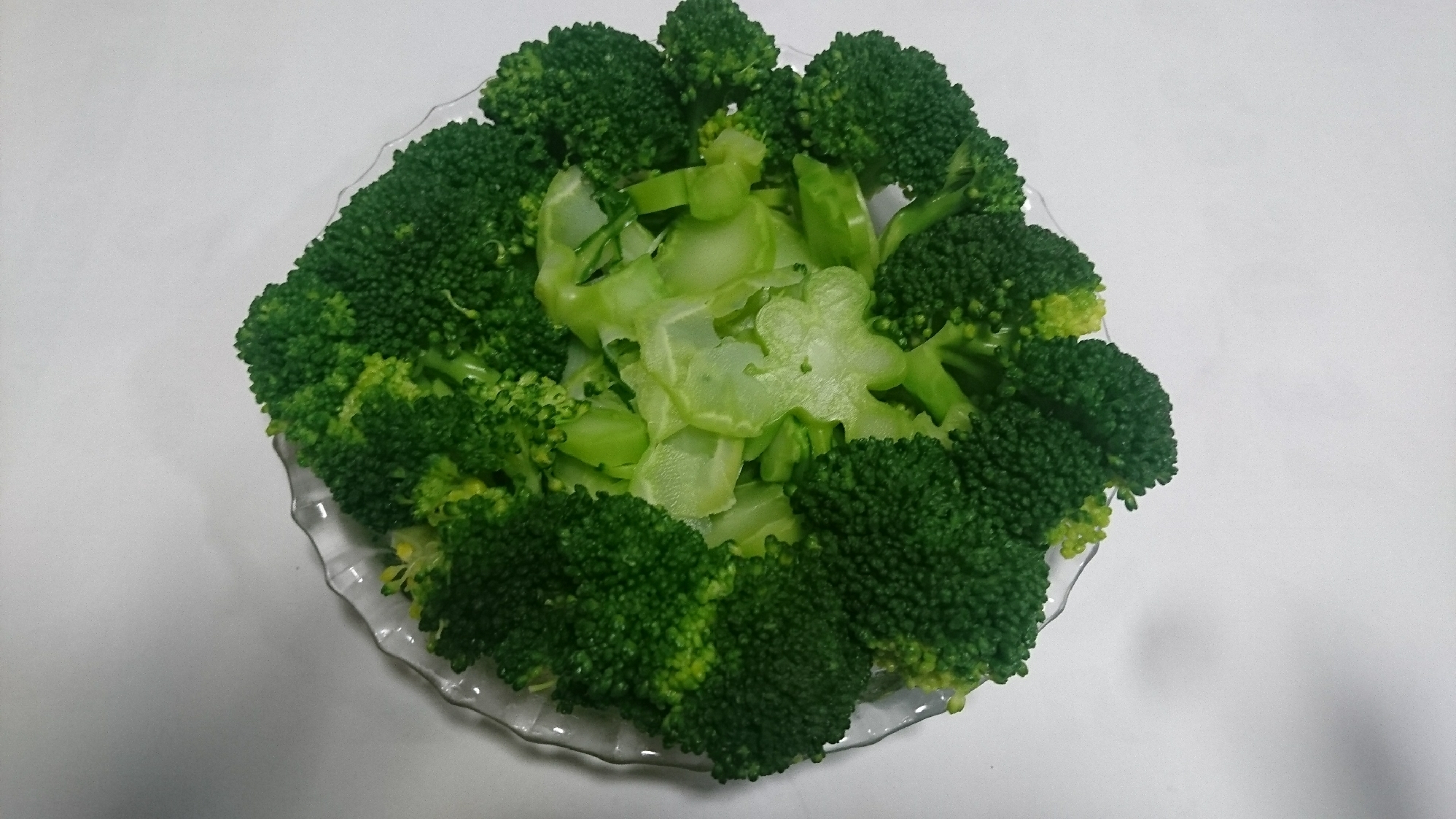 ブロッコリーサラダ