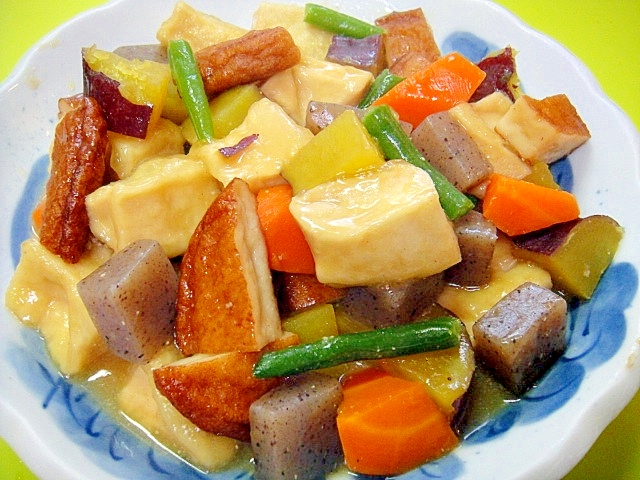 高野豆腐とさつまいもさつま揚げの味噌煮