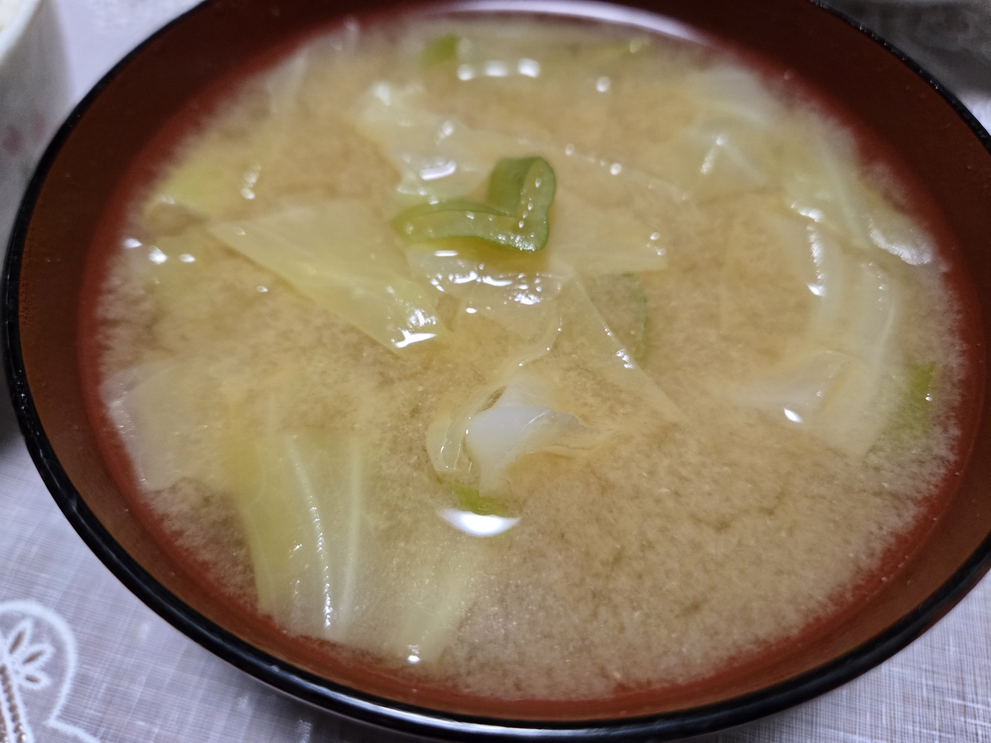 長ネギとキャベツのお味噌汁