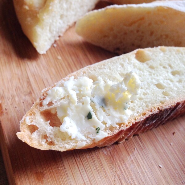 お家で手作りガーリックバター レシピ 作り方 By Azp 楽天レシピ お家で手作りガーリックバター レシピ 作り方 By Azp 楽天レシピ