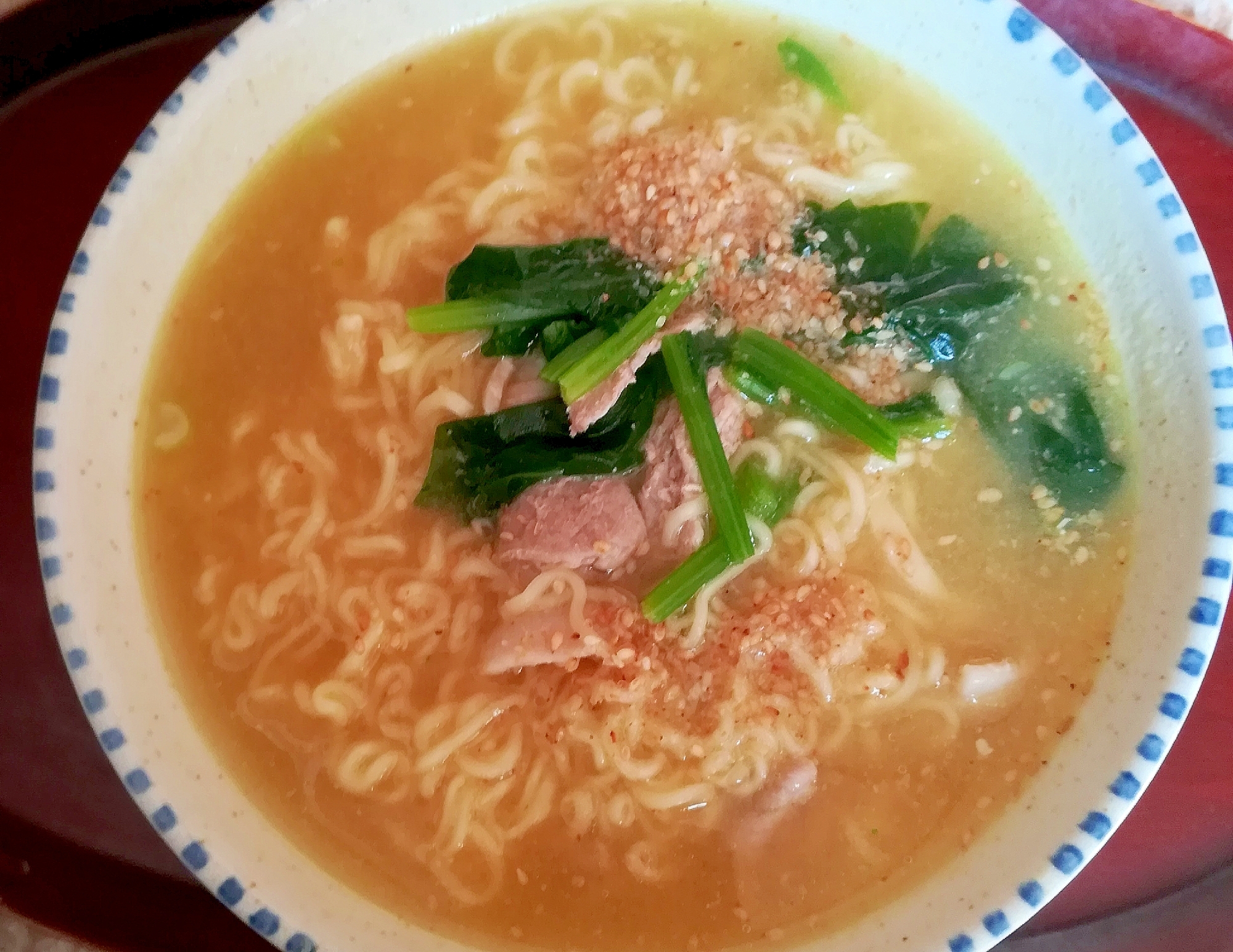 サッポロ一番で塩味噌ラーメン