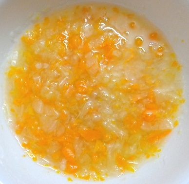 離乳食中期　ざくざく３種の野菜スープ