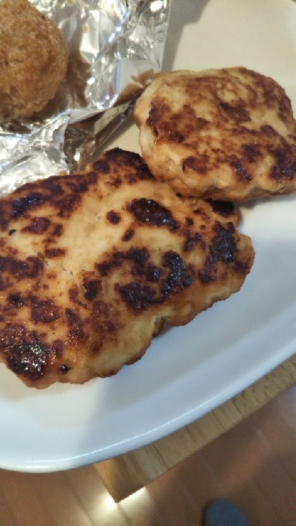 豆腐と鶏ミンチのハンバーグ