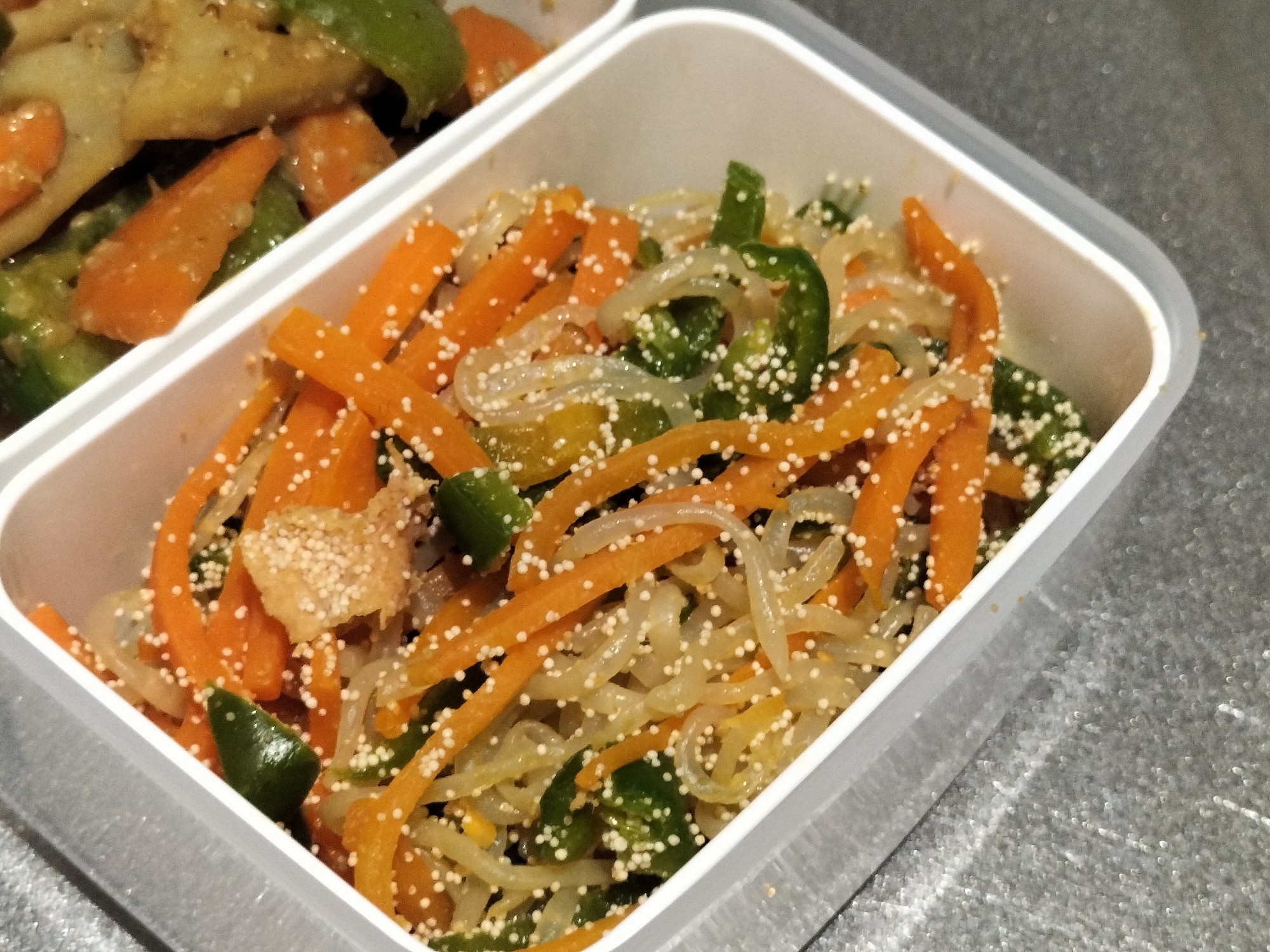 簡単作り置き♪しらたきでヘルシーお弁当に明太子炒め