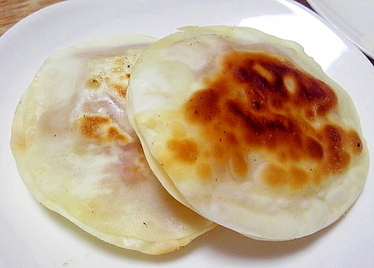 りんごの甘煮♡簡単餃子の皮のアップルパイ風