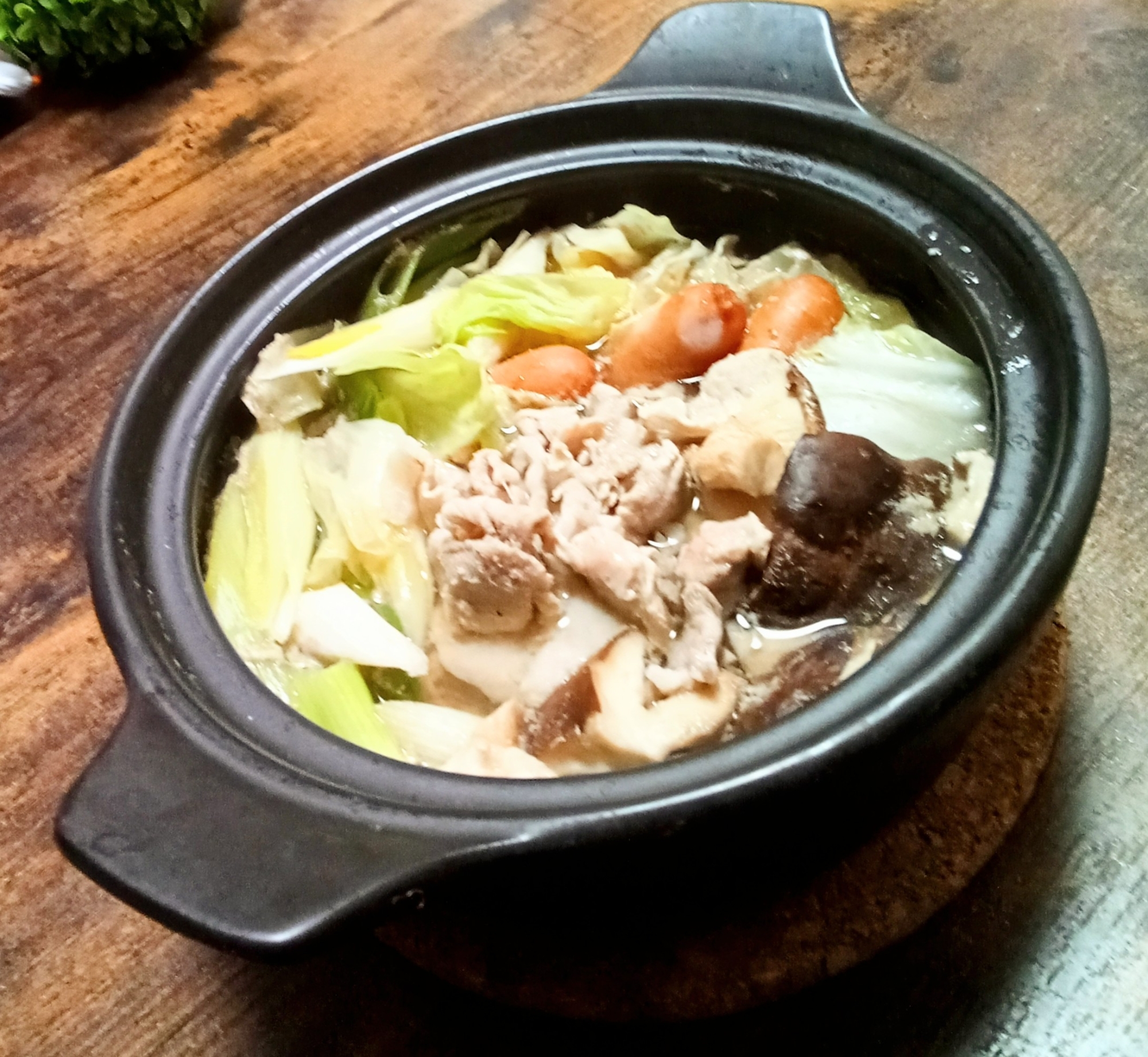 キャベツ&白菜で水炊き(豚肉で)