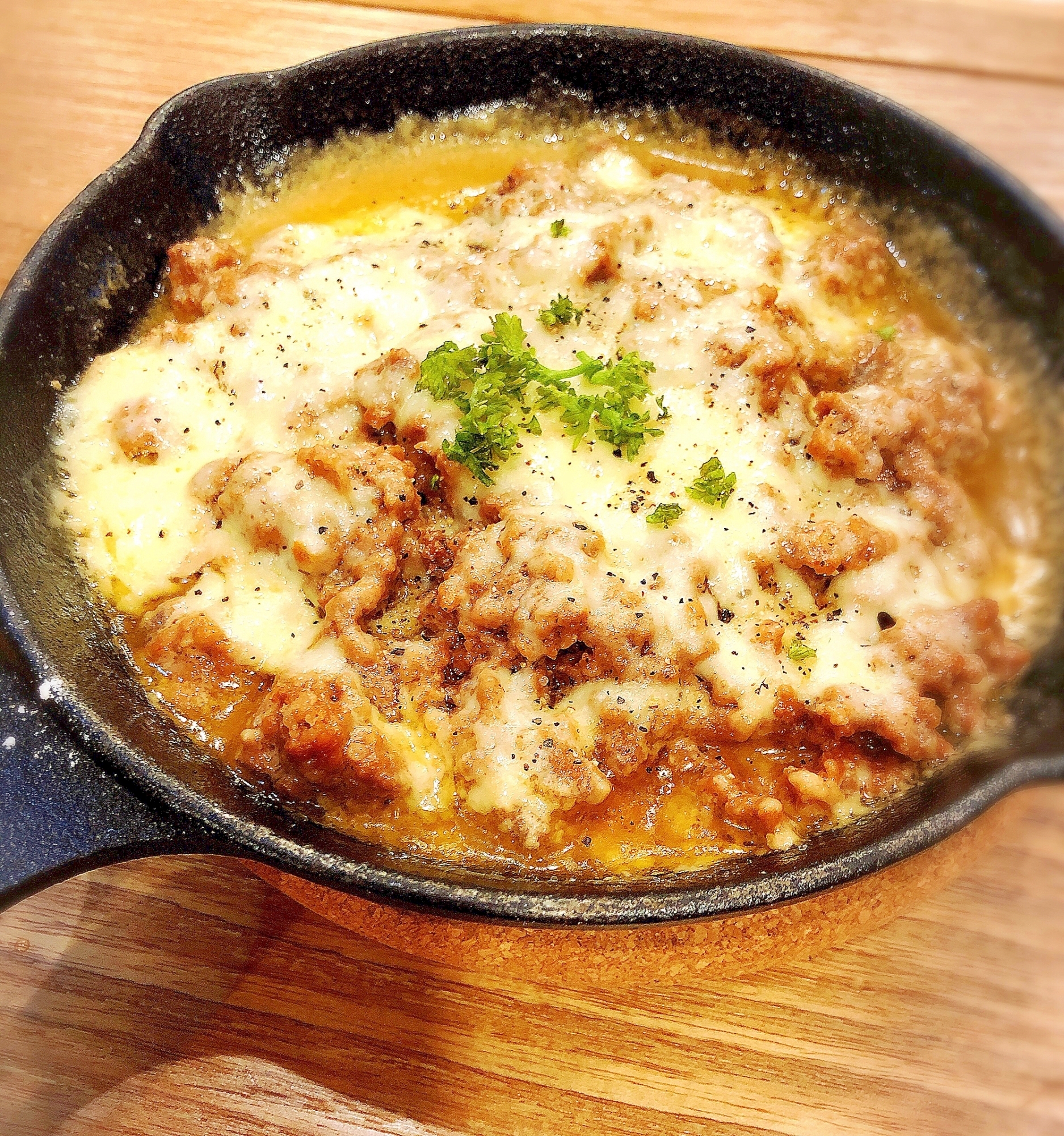 皮ごと食べよう♡簡単！里芋のミートグラタン☆