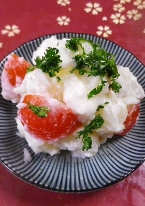 じゃがトマトのヨーグルトあえ