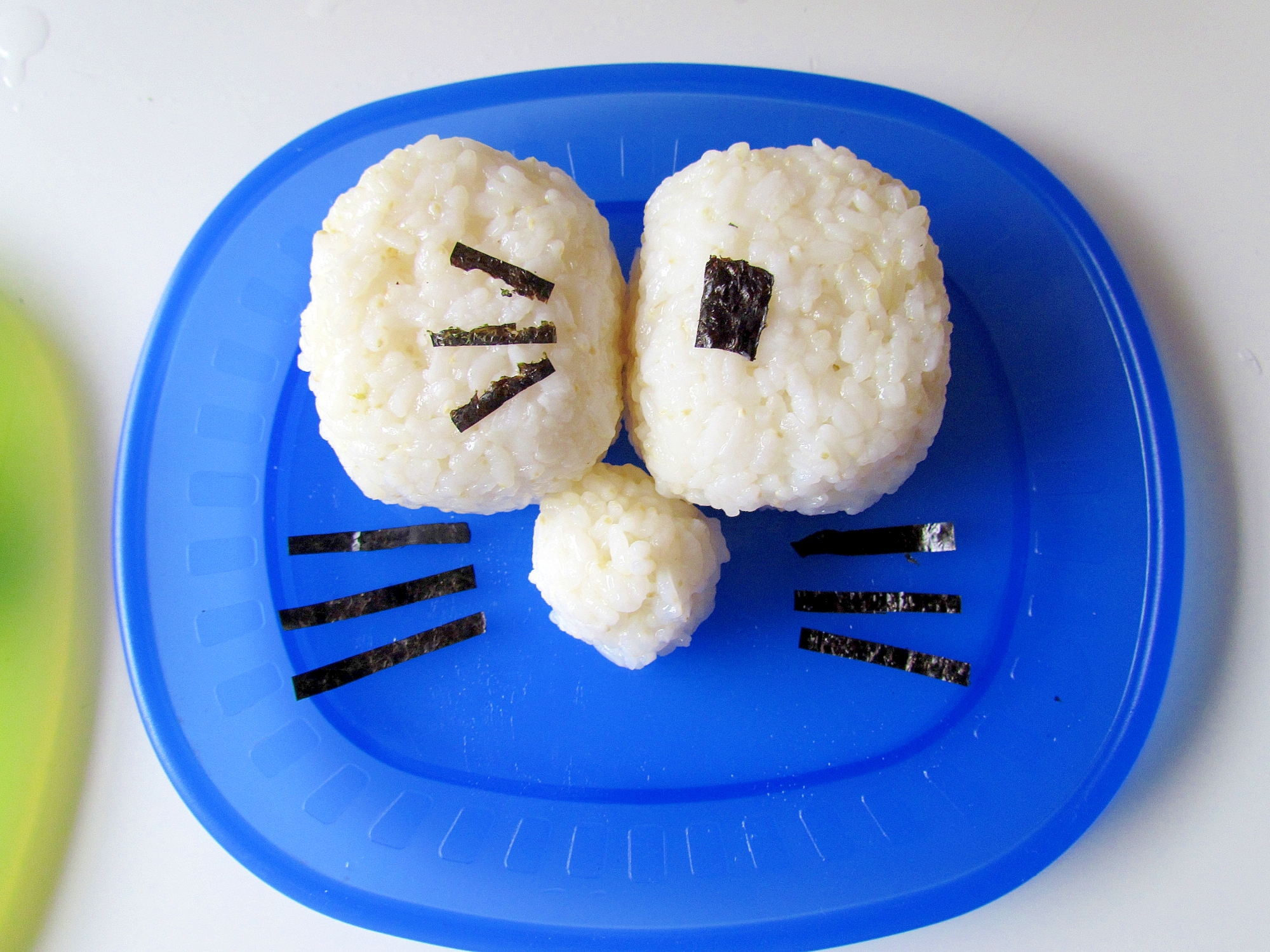 塩おにぎりでドラえもん レシピ 作り方 By Dansi3 楽天レシピ