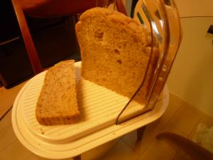 HB使用モルトクルミ食パン