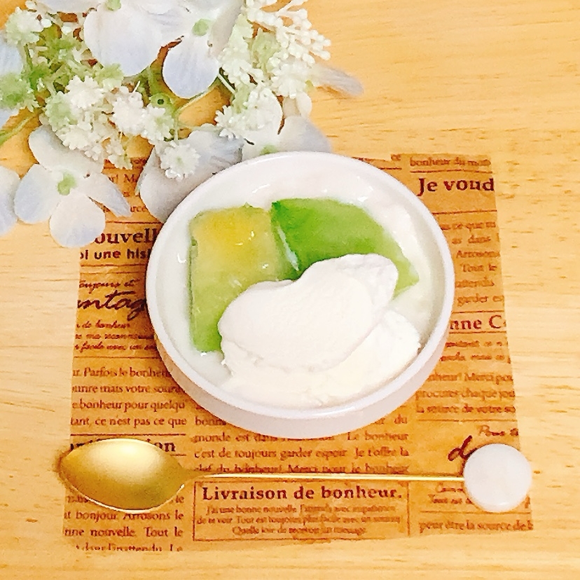 果汁入り♪メロンミルクヨーグルトෆ˚*