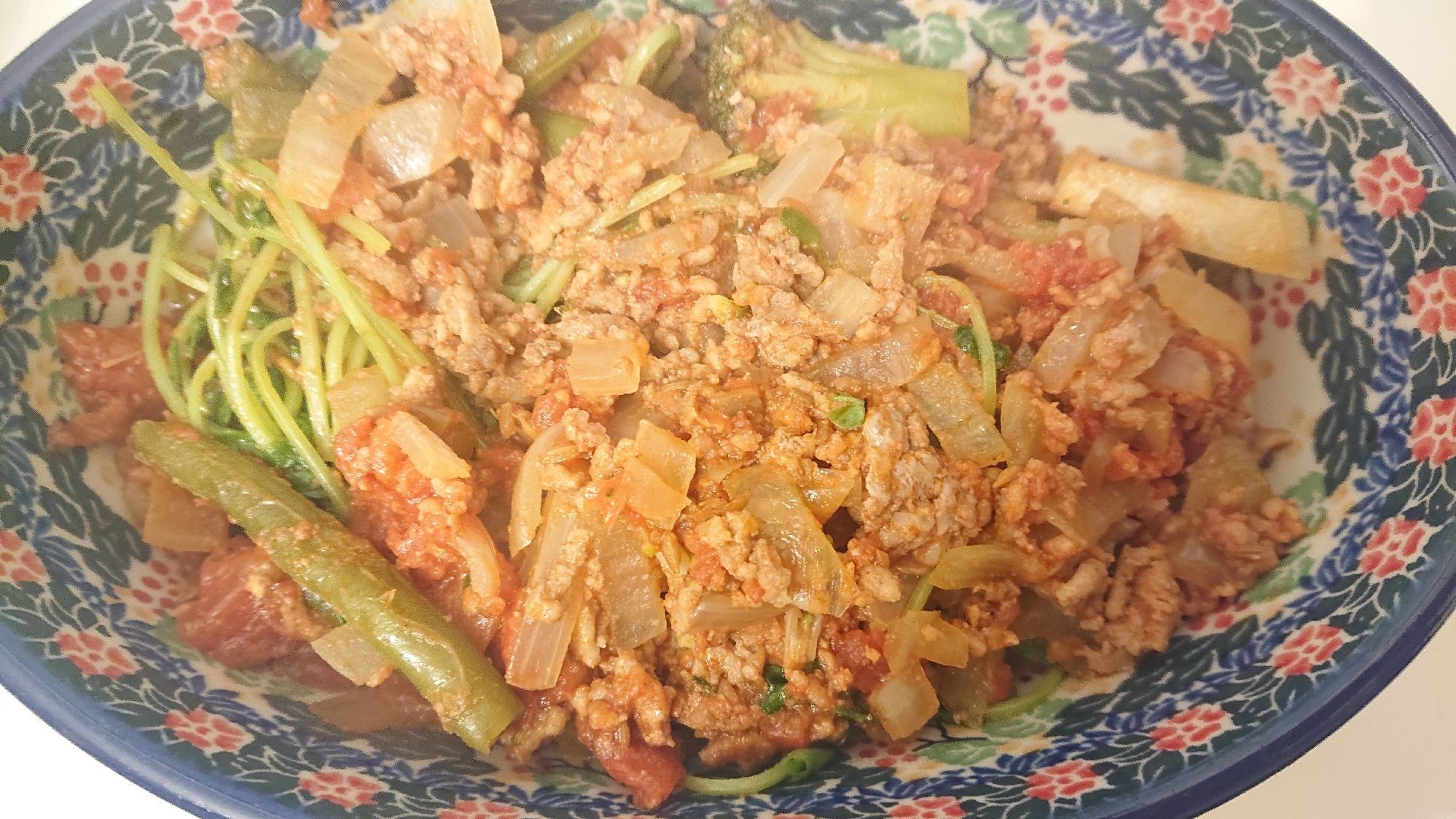 カレー風味⭐野菜とミンチのトマト煮込み