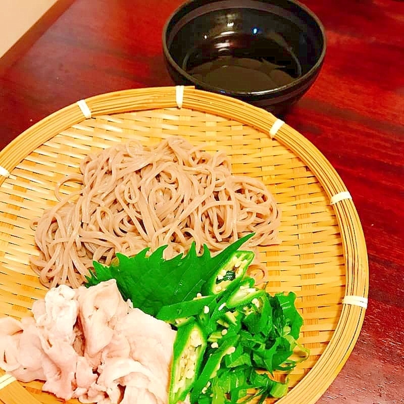 ピリ辛・肉ざるそば レシピ・作り方 by 44e - 楽天レシピ