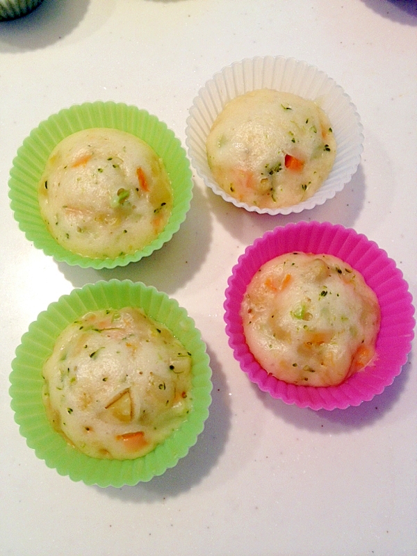 離乳食 サツマイモとブロッコリーの蒸しパン レシピ 作り方 By みゅうしろ 楽天レシピ