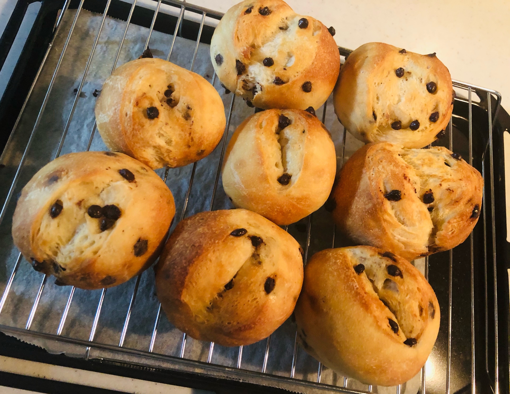 【バレンタイン】チョコチップ プチフランスパン