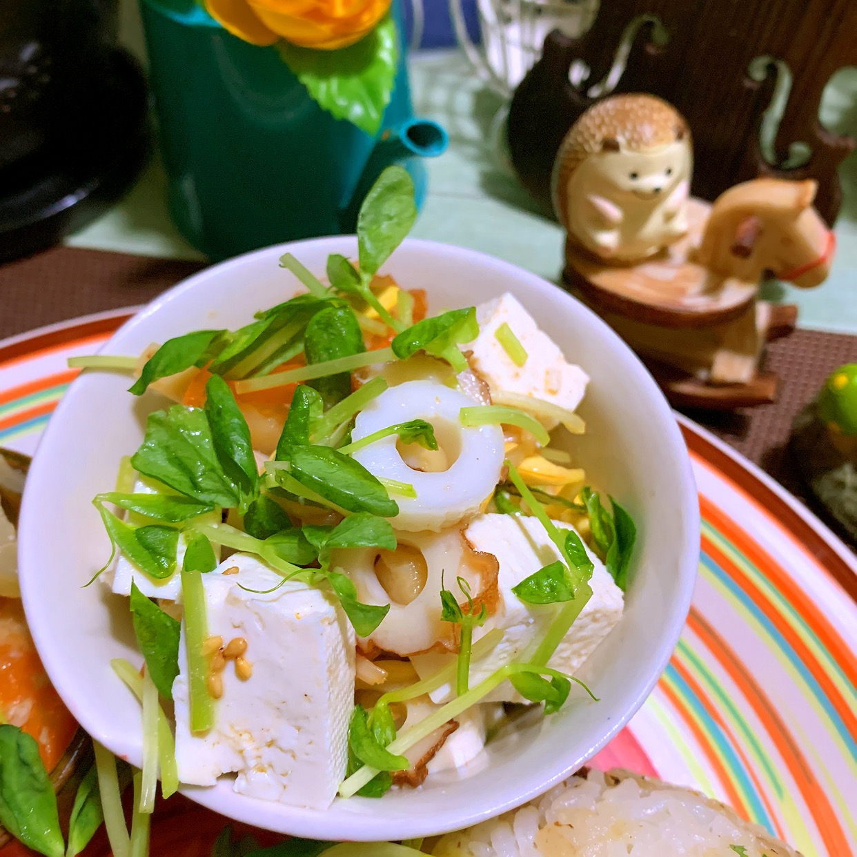 豆もやしキムチとちくわのお豆腐サラダ