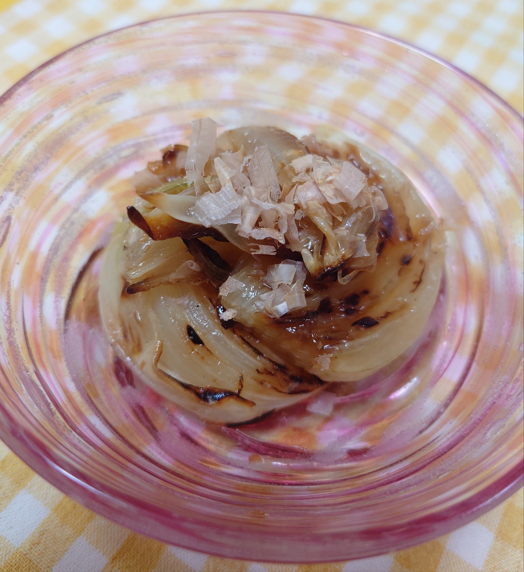 レンチンで簡単！蒸し焼き玉ねぎ