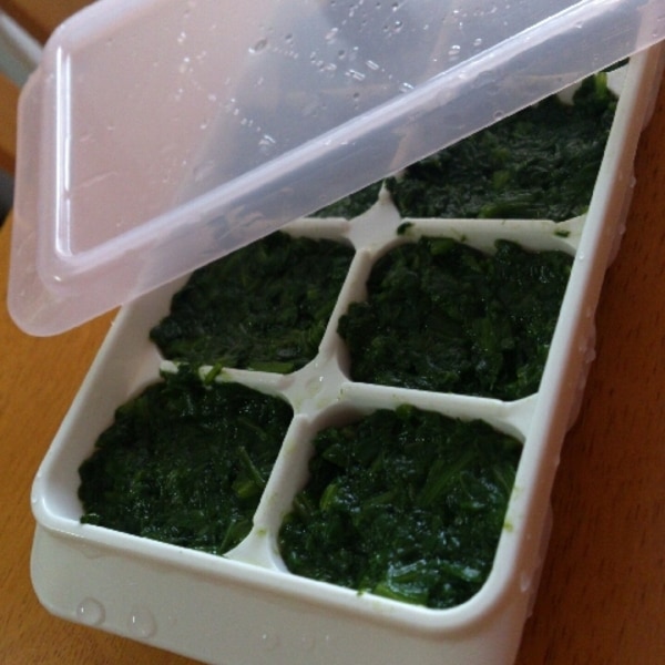 離乳食 ほうれん草冷凍保存 レシピ 作り方 By なんでも屋283 楽天レシピ 離乳食 ほうれん草冷凍保存 レシピ 作り方 By なんでも屋283 楽天レシピ