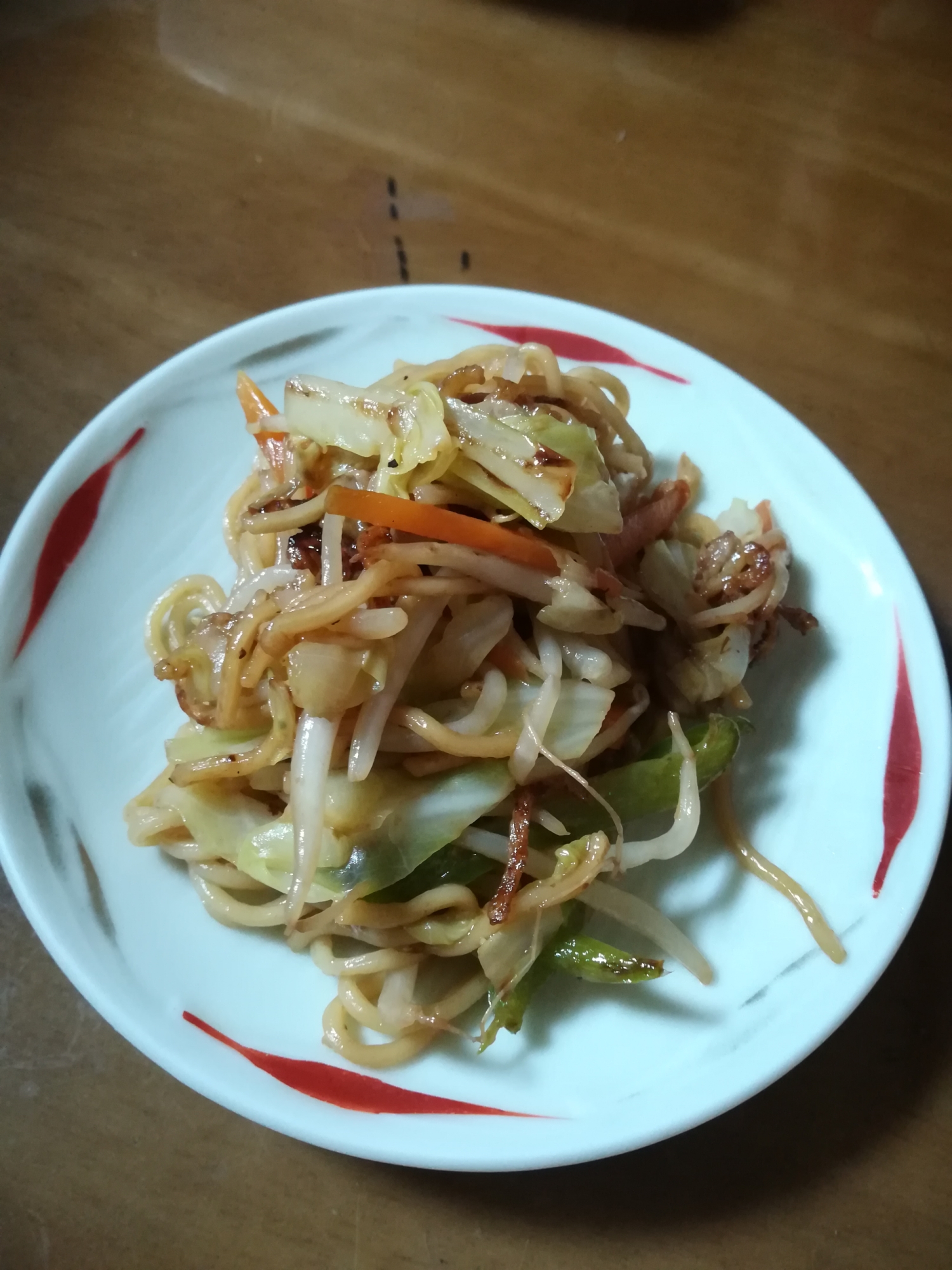 野菜もりもりのソース焼きそば