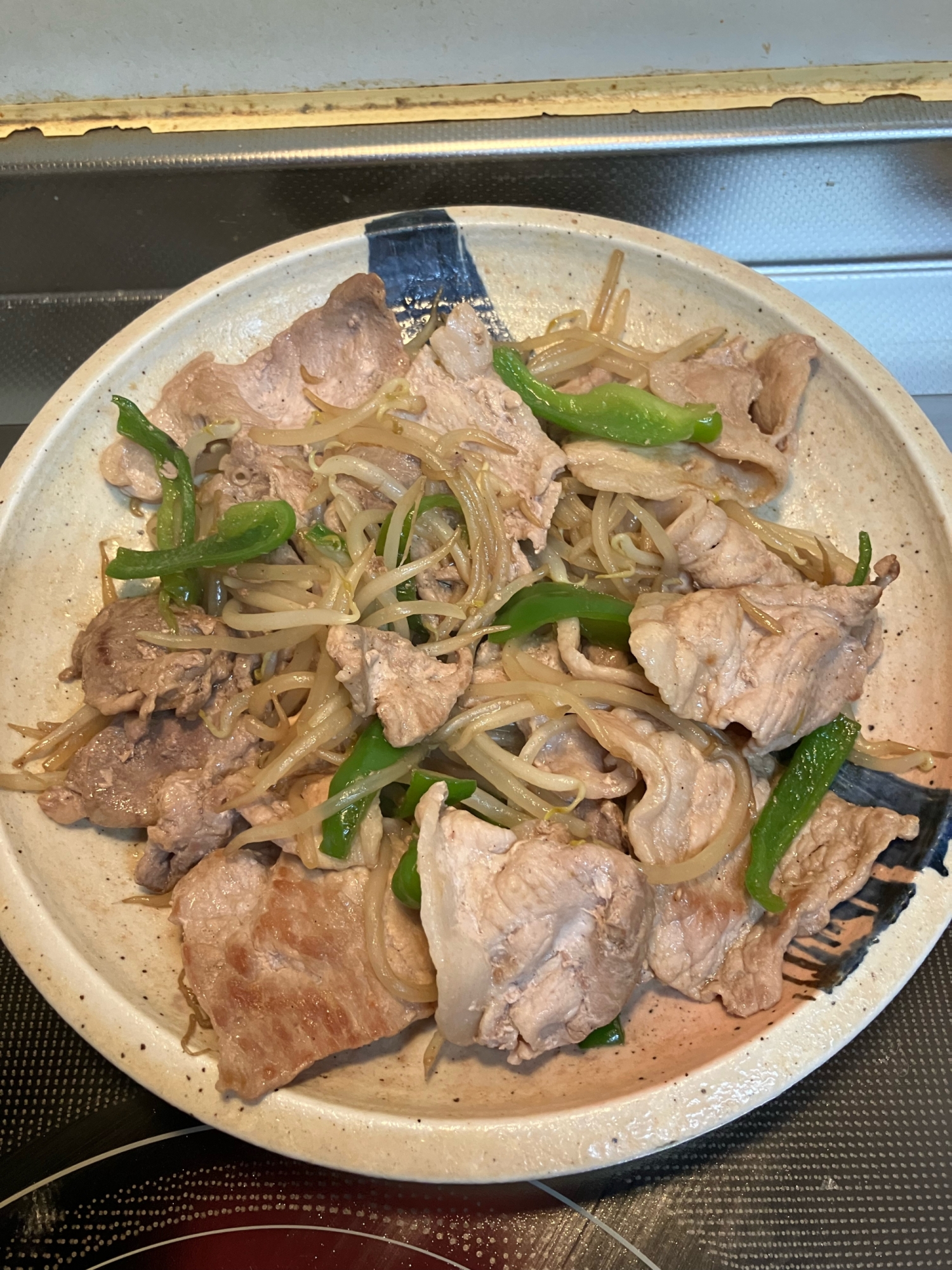 豚肉とピーマンともやし炒め^_^