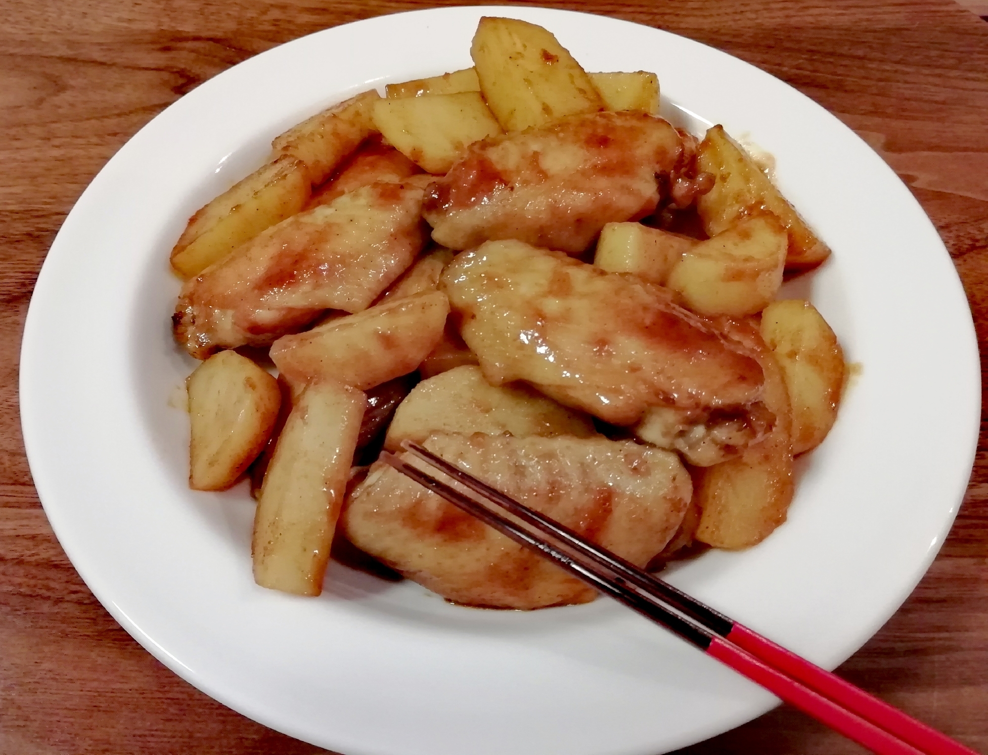 鶏手羽先とじゃがいものカレー炒め