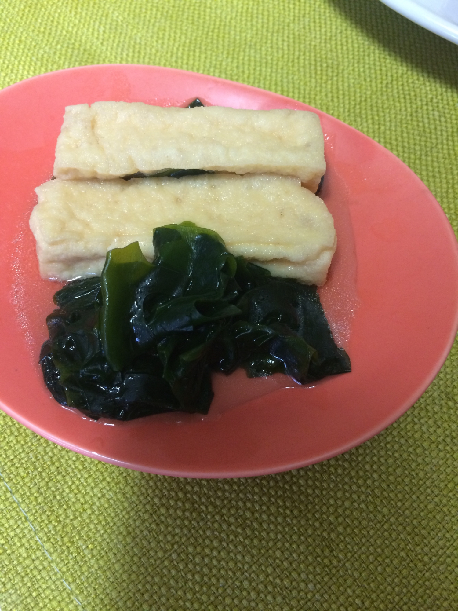 うちのおかず 白だしで簡単！厚揚げとワカメの煮物