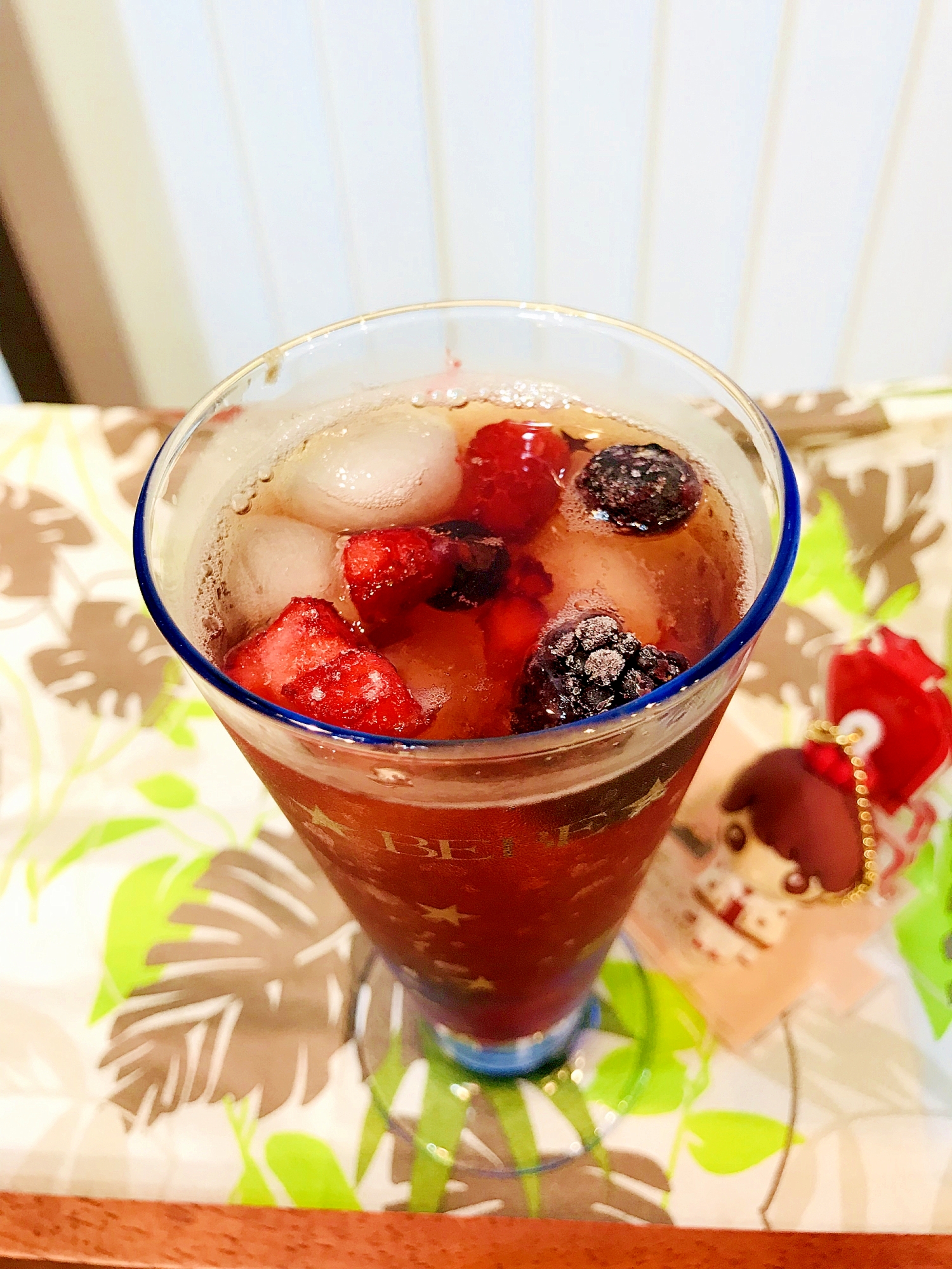 お好きな冷凍フルーツで ベリーアイスティー レシピ 作り方 By ぼくバナナ 楽天レシピ お好きな冷凍フルーツで ベリーアイスティー レシピ 作り方 By ぼくバナナ 楽天レシピ