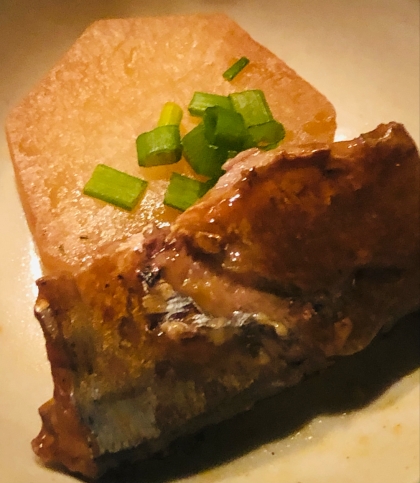 さんまの蒲焼缶で作る大根のうま煮♪