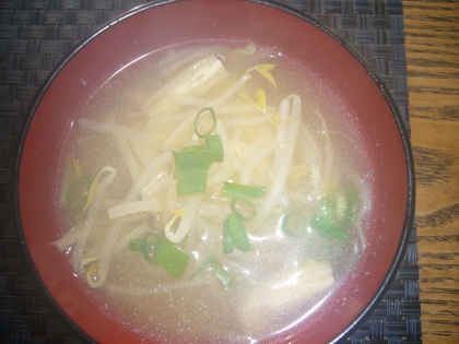 もやしとエノキのお味噌汁