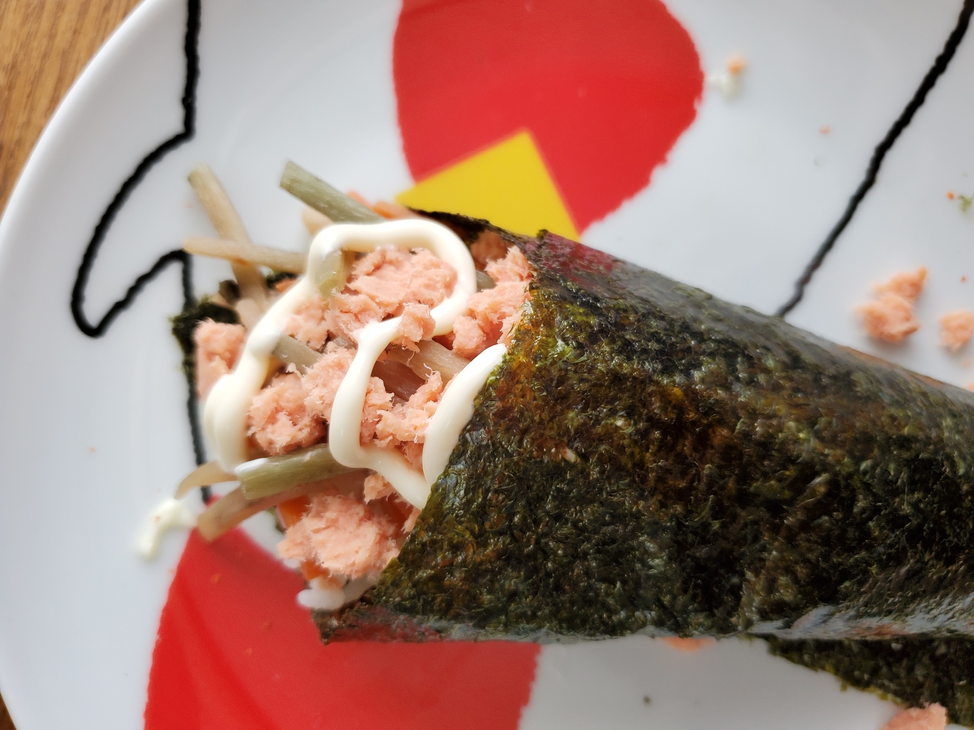 ごぼうと鮭フレークの手巻き寿司