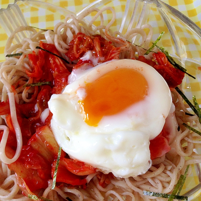 キムチと半熟卵の蕎麦♡