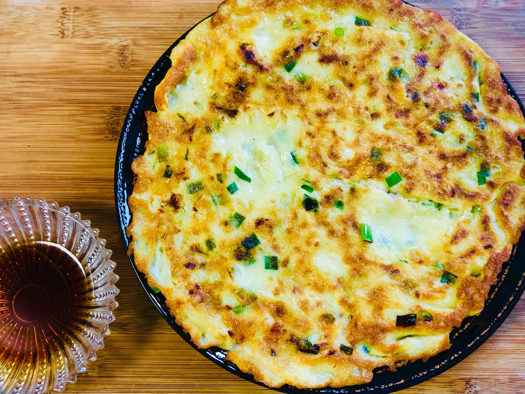 余った餃子のタネでチヂミオムレツ風