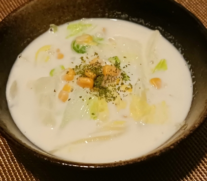 白菜とコーンのスープ
