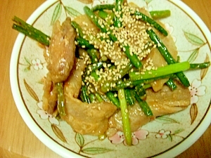 にんにくの芽と豚バラの辛味噌炒め☆