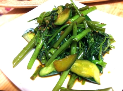 醤油麹で☆ごま油香る空芯菜の炒め物