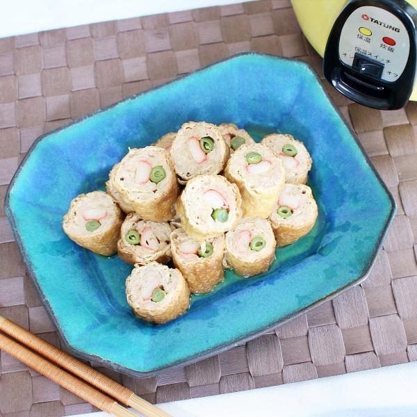 ＼大同電鍋レシピ／鶏ひき肉とかにかまの油揚げロール