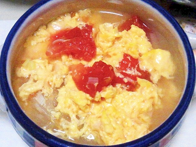 トマトと卵のとろとろ春雨スープ