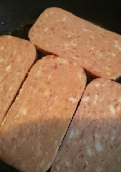 簡単 焼くだけ スパムのおつまみ レシピ 作り方 By 梨花 楽天レシピ 簡単 焼くだけ スパムのおつまみ レシピ 作り方 By 梨花 楽天レシピ