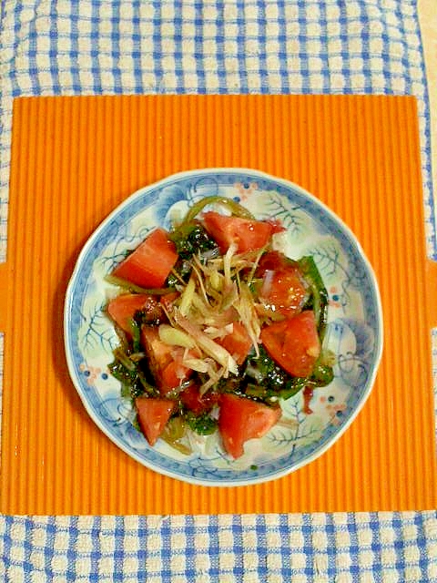トマトと海藻のサラダ♪