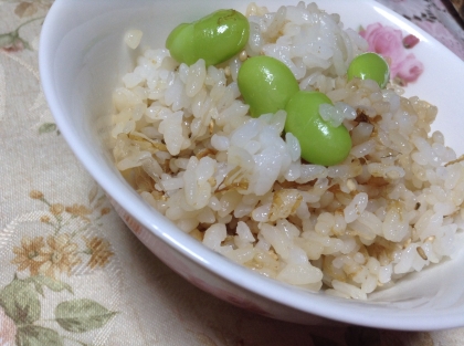 お早う〜❤︎真夏の枝豆の季節に枝豆ご飯は炊くけどコレなら簡単だわぁ〜♪倍量作って旦那のお弁当にも入れたよ！混ぜご飯だとオカズ少なくても良いから楽チンw感謝^ ^