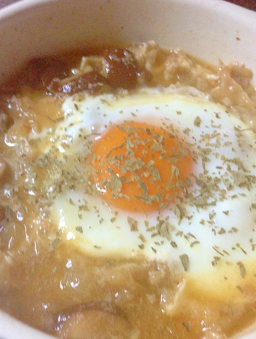卵入りのグラタンスープ