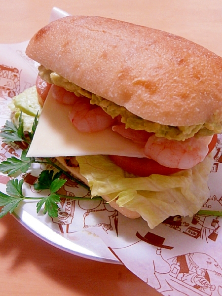 サブウェイ風えびアボカドサンド わさび醤油が決め手 レシピ 作り方 By はちわれ413 楽天レシピ