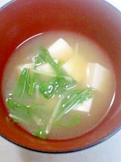 豆腐と水菜の味噌汁