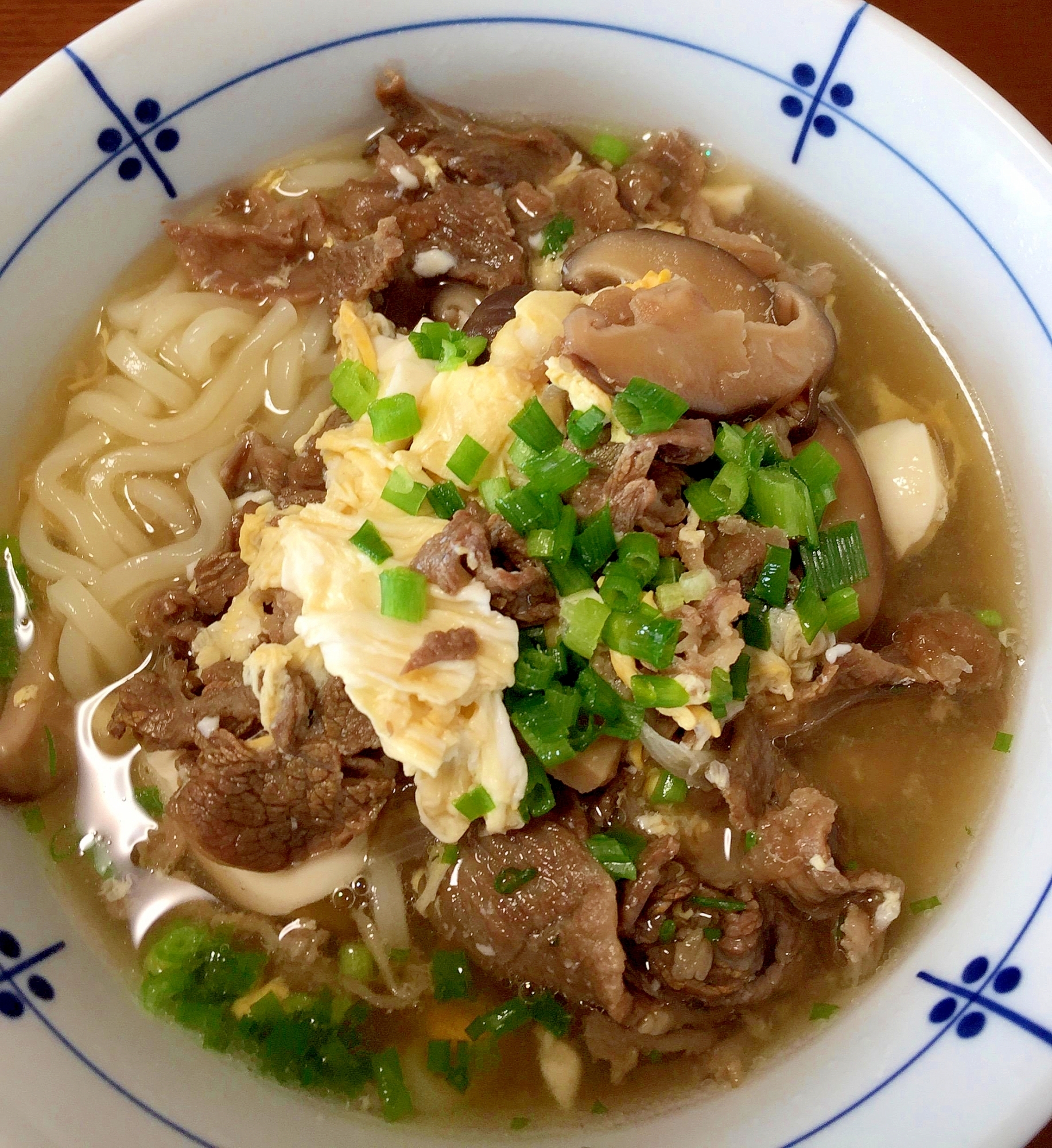 かきたま汁と牛肉のしぐれ煮の残りで肉うどん