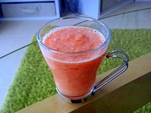 ビタミンたっぷり♪野菜ジュース