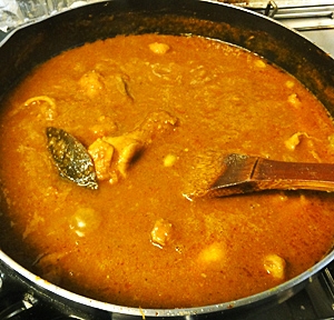 カルダモンチキンカレー