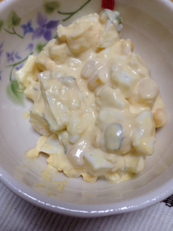 ゆで卵のマーガリンサラダ(*^^*)