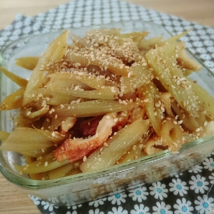 頂き物のフキでたくさん作りました！おいしい！ご飯も進むおかずごちそうさまでした✩